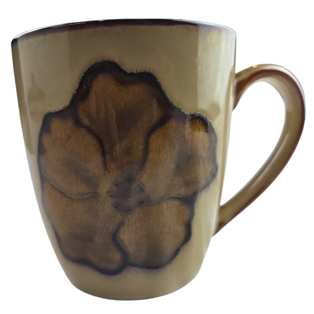 Pfaltzgraff | Painted Poppies 4 inch tall Coffee Mug - Picture 2 of 5